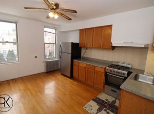 291 Eckford St APT 3R, Brooklyn, NY 11222