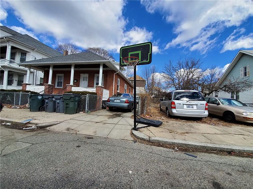2nd image of 44 Health Ave