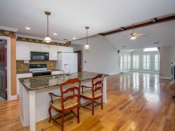 5th image of 7030 Winter Oaks Way