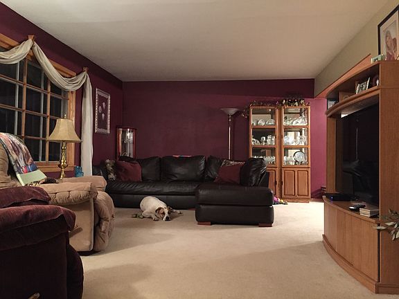 3rd image of 448 S Woodland Dr