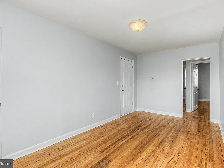 416 Hornel St #2 — Photo 4