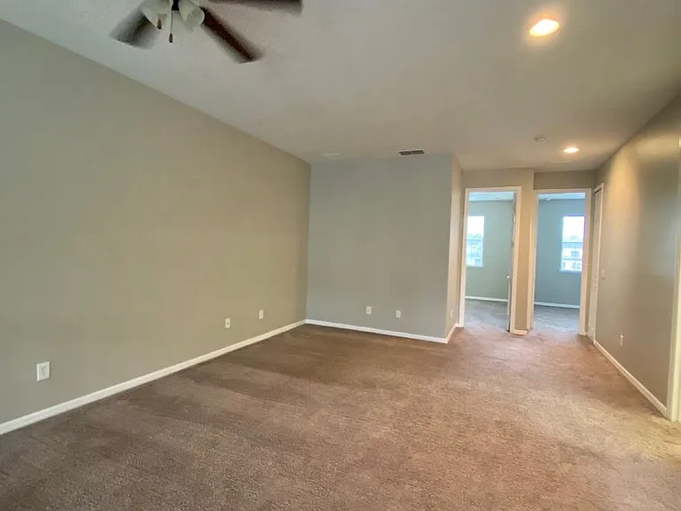 540 Woodland Terrace Blvd — Photo 32
