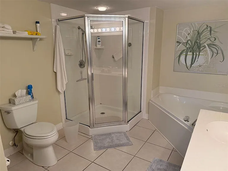 426 Bouchelle Dr #303 — Photo 27