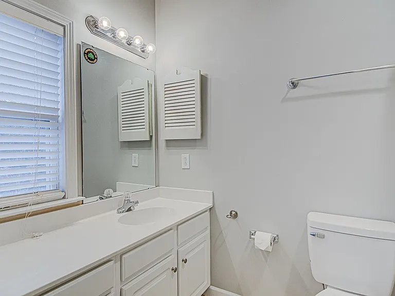 1553 Pecan Ave — Photo 14
