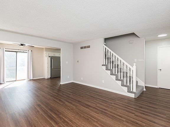 4th image of 9223 Central St