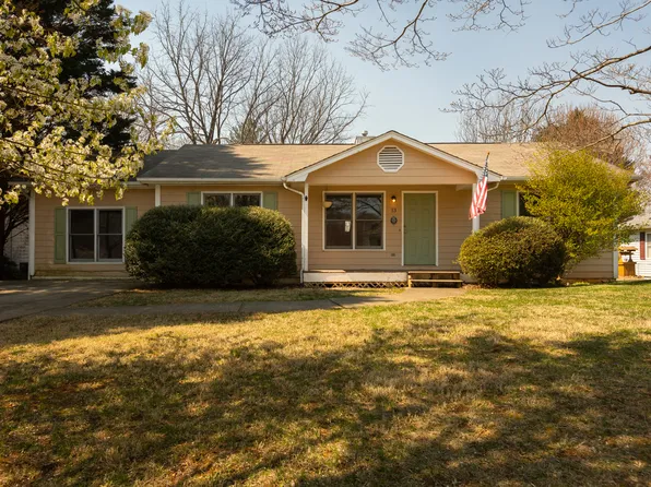 13 Sawmill Rd, Asheville, NC 28803