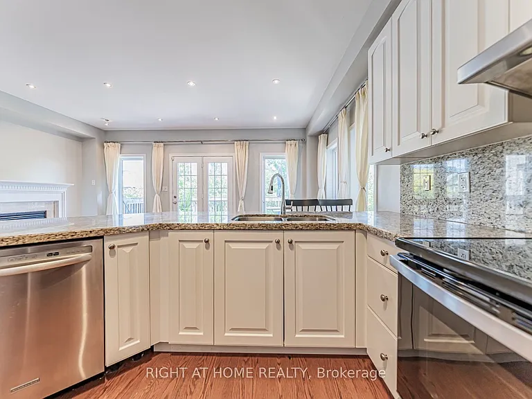 2409 Presquile Dr — Photo 12