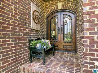 5722 Carrington Lake Pkwy, Trussville, AL 35173