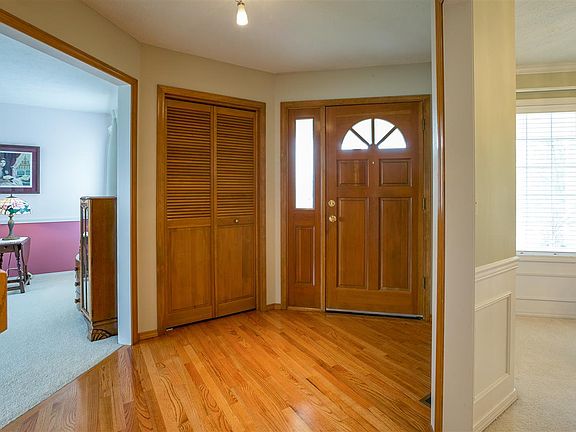 2nd image of 10522 N Iroquois Dr