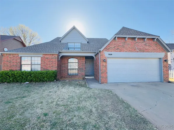 7528 S Trenton Pl, Tulsa, OK 74136