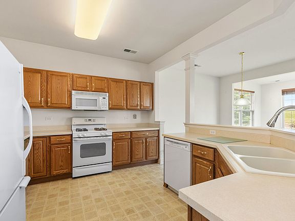 5th image of 11550 Windsor Dr