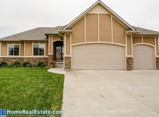 1304 Ridge Rd, Hickman, NE 68372