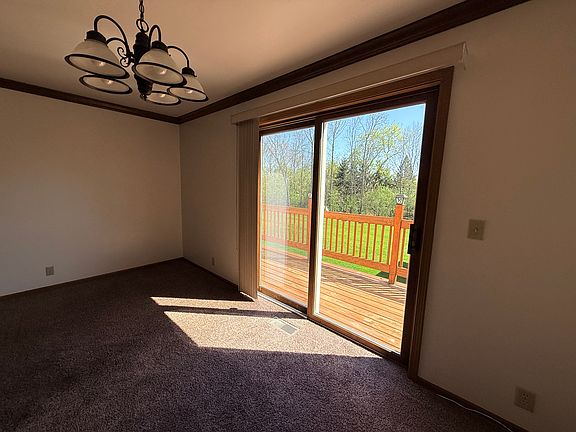 4th image of 1260 Sunnyridge Rd