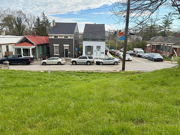 3rd image of 701-709 Hinde St