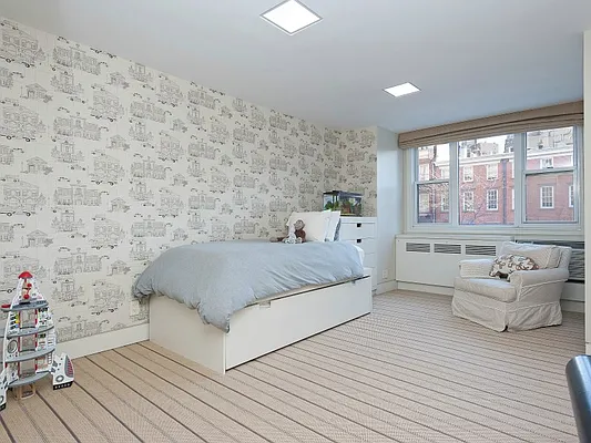 Sold by Sotheby's International Realty | media 37