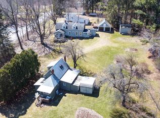 397-399 Dewey St, Bennington, VT 05201