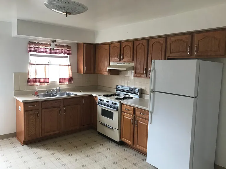 1321 N Raynor Ave #1 — Photo 4
