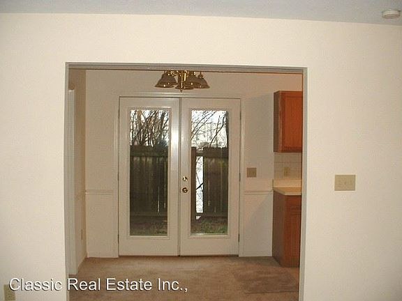 4th image of 2129 Fortune Hill Ln