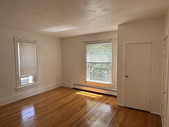 5th image of 1034 E Johnson St APT 1