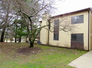 787 Hampton Ridge Dr, Akron, OH 44313