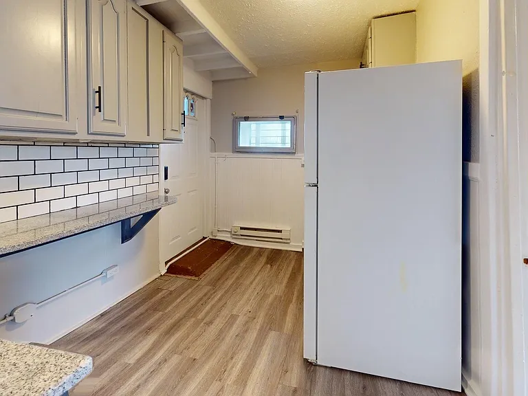 2550 Elyria Ave — Photo 24