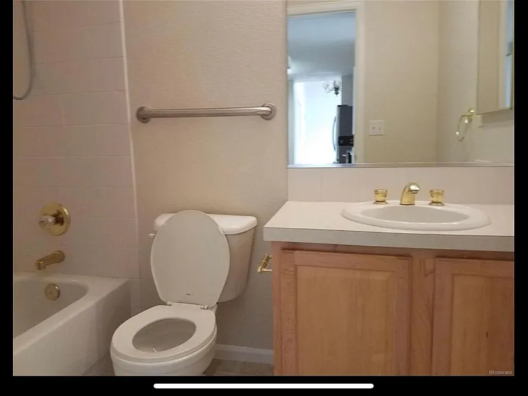 4652 S Abilene Cir — Photo 17
