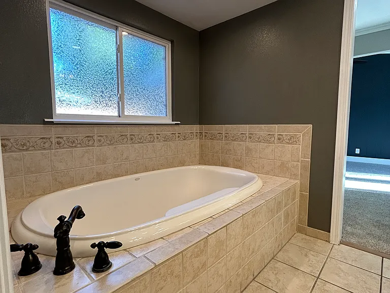 Primary Bathroom Soaking Tub