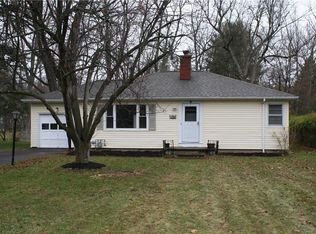 188 Doncaster Rd, Rochester, NY 14623