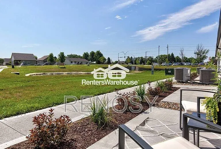 3622 NE Kara Ln — Photo 17