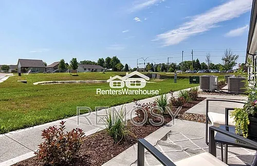 3620 NE Marissa Ln Photo 1