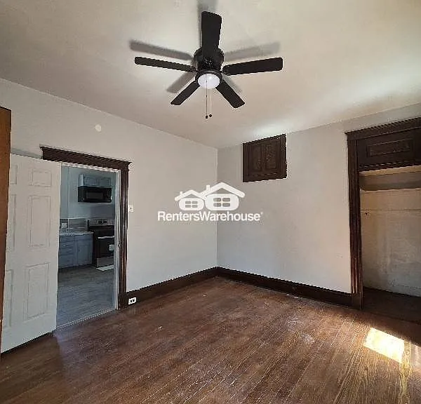 3914A Michigan Ave — Photo 9
