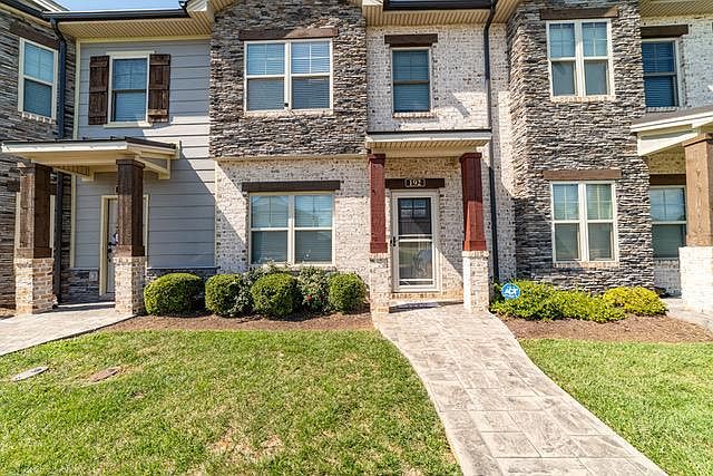 1st image of 192 Mallard Ln #192
