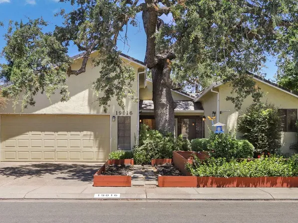 19016 Lambert Way, Lockeford, CA 95237