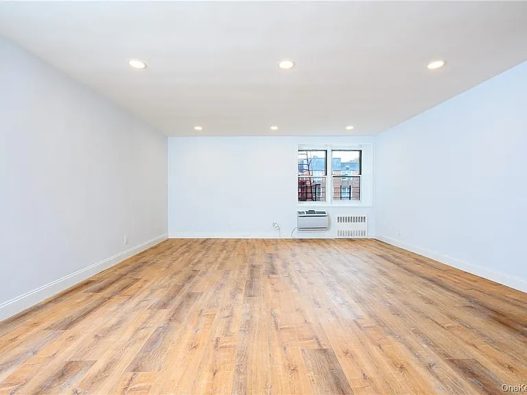 3 Sadore Ln #6M — Photo 9