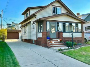 7515 Snow Rd, Parma, OH 44129