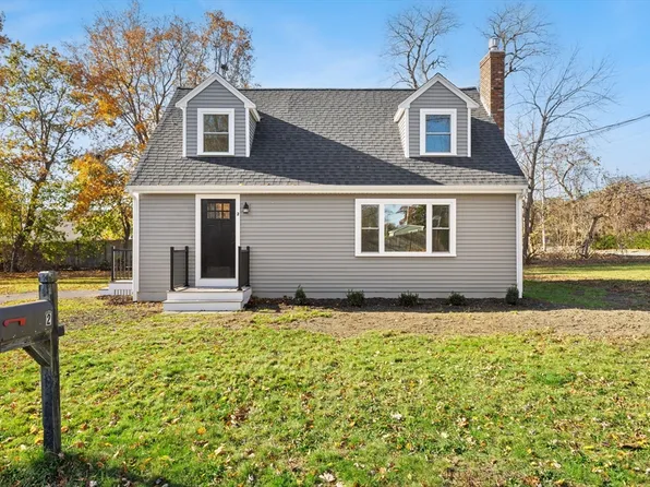 2 Lori Ln, Lakeville, MA 02347