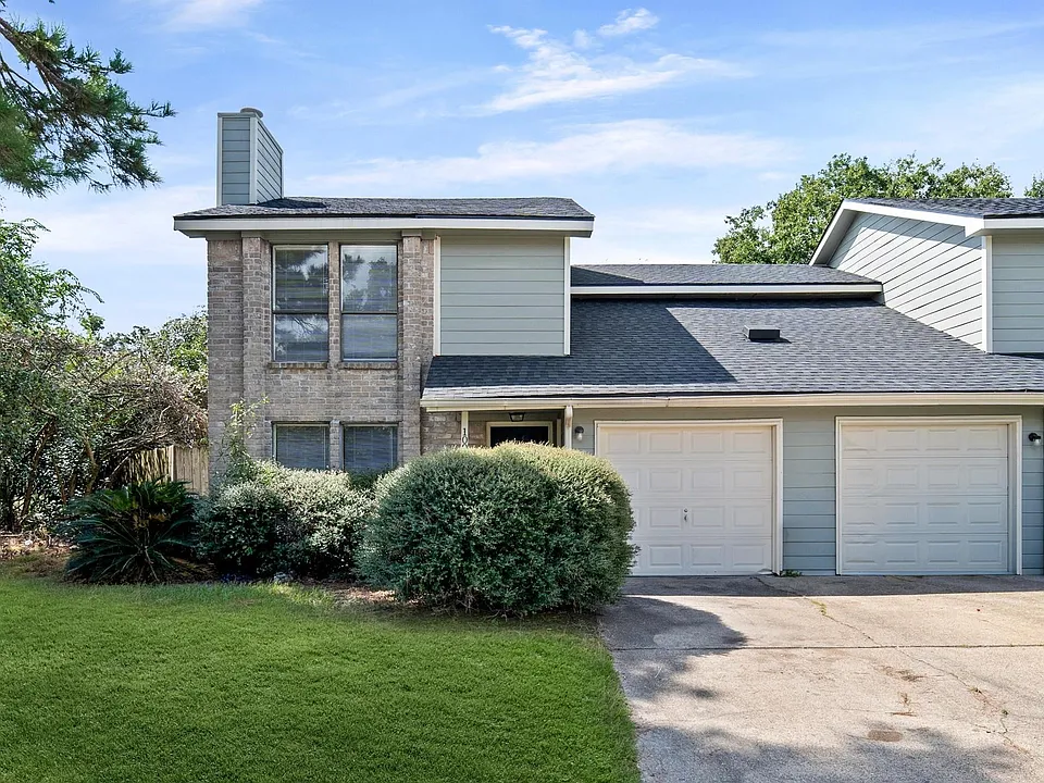 10011 Spring Place Dr