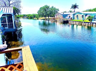 3742 Hula Cir, Ruskin, FL 33570