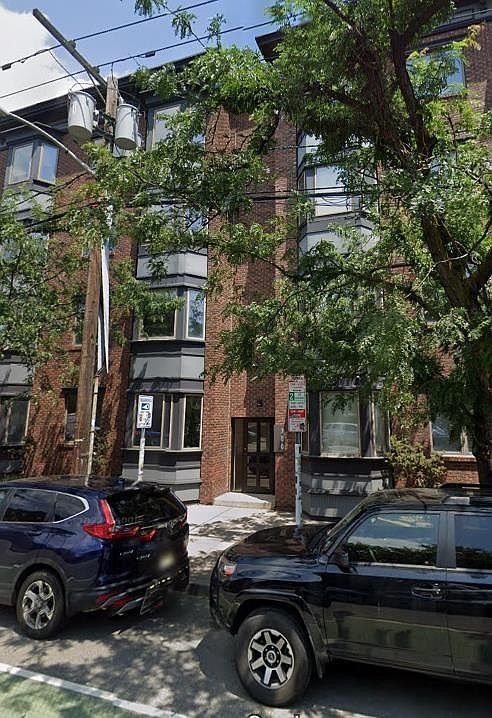 1st image of 200 Christopher Columbus Dr APT C4