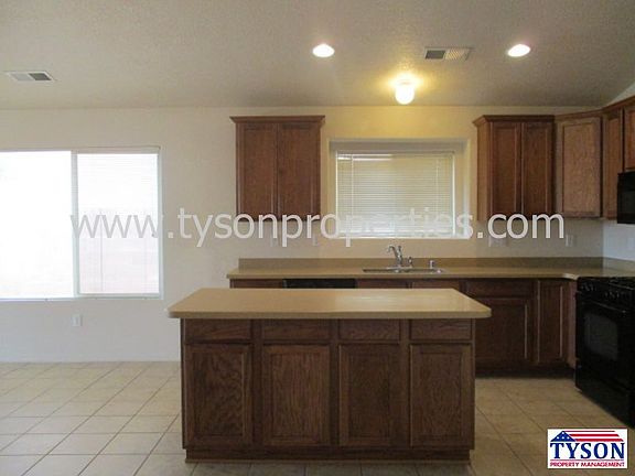 3rd image of 8108 Long Mesa Pl NW