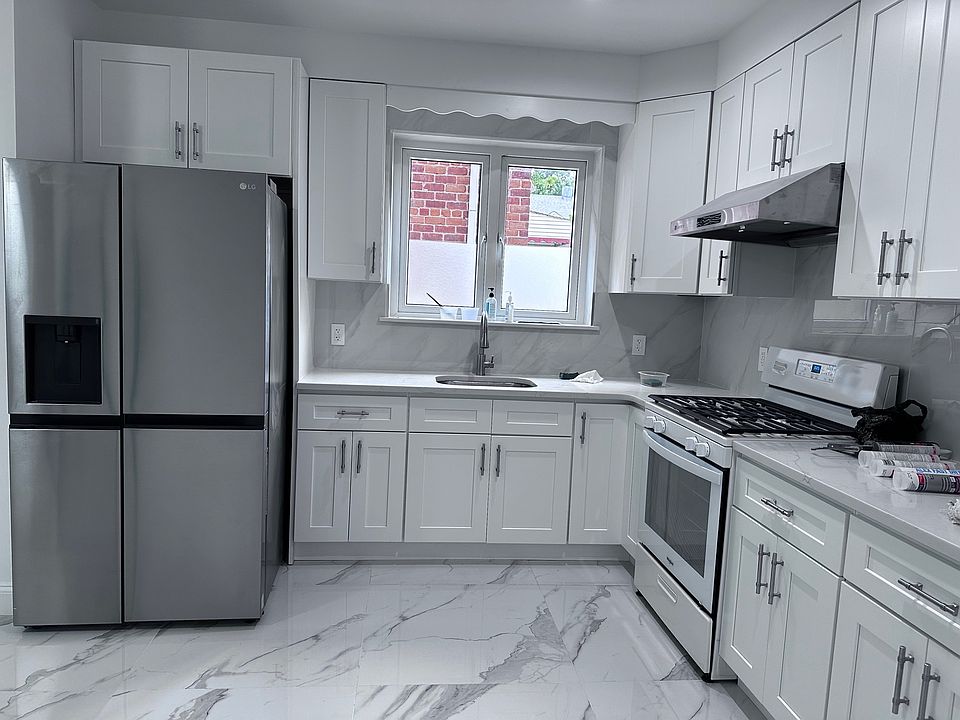 1st image of 45 Parsons Blvd #1