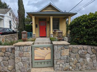 1420 Oak Ave, Saint Helena, CA