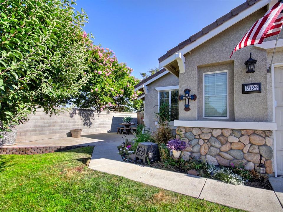 1st image of 9394 Fox River Way