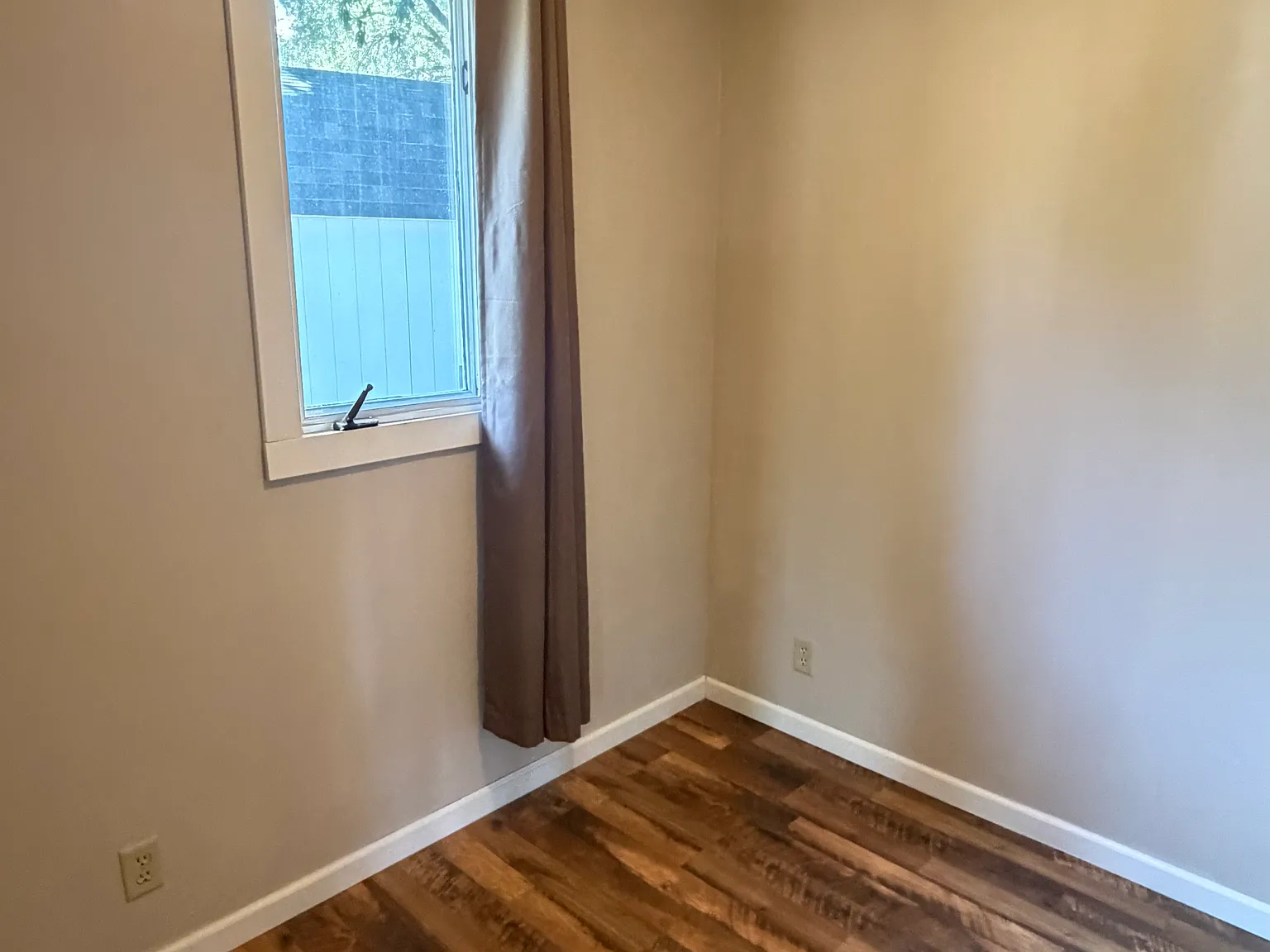 1 bed, 500 sqft, $900 — Photo 4
