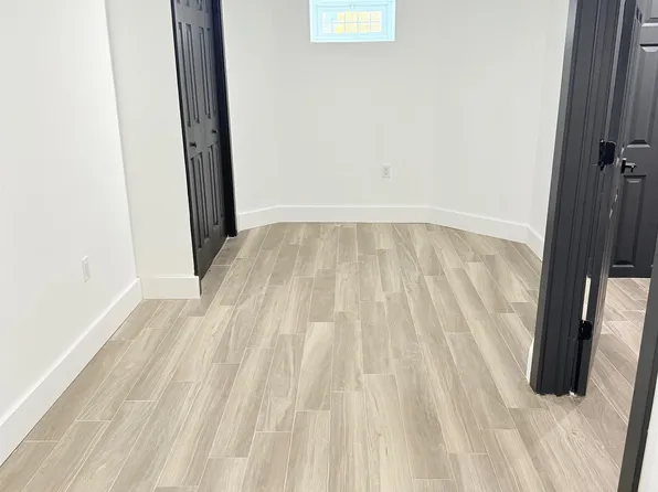 530 45th Street image 29 of 36