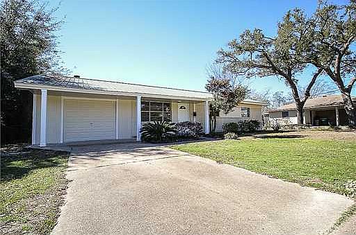 1st image of 2508 Middlecoff Dr