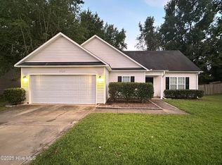 5723 Scarecrow Ct, Fayetteville, NC 28314