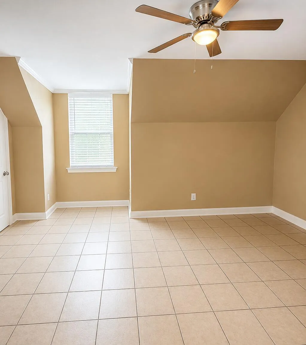 3 bed, 1490 sqft, $1,400 — Photo 4