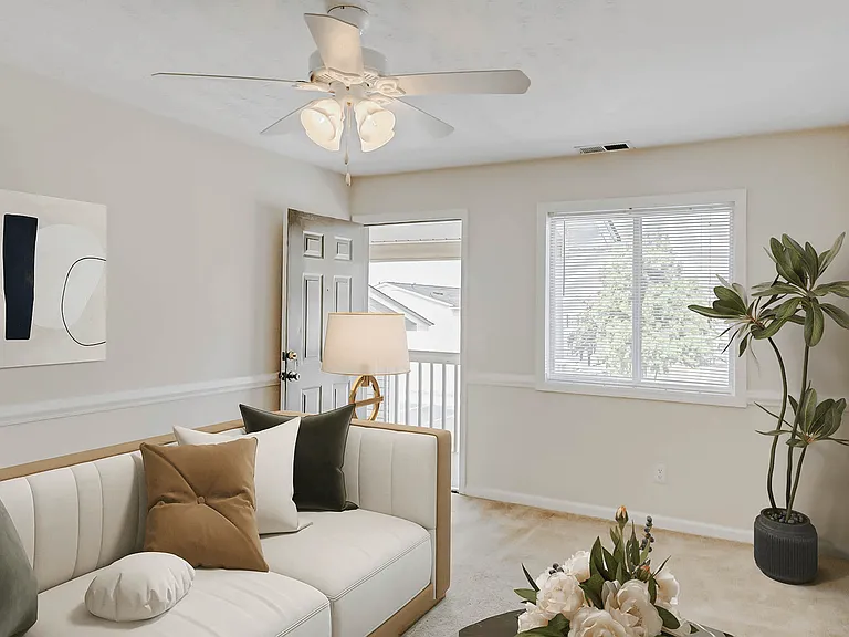 Patriot Point Apartment Homes — Photo 38