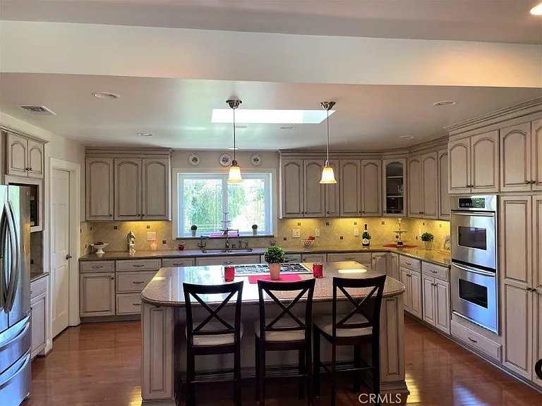 6 Singletree Ln — Photo 17